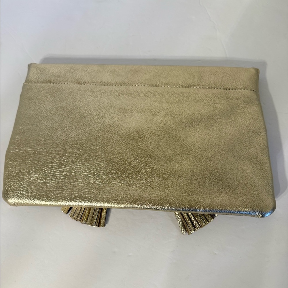Lilly Pulitzer Gold Envelope Clutch Tassel - Picture 2 of 4